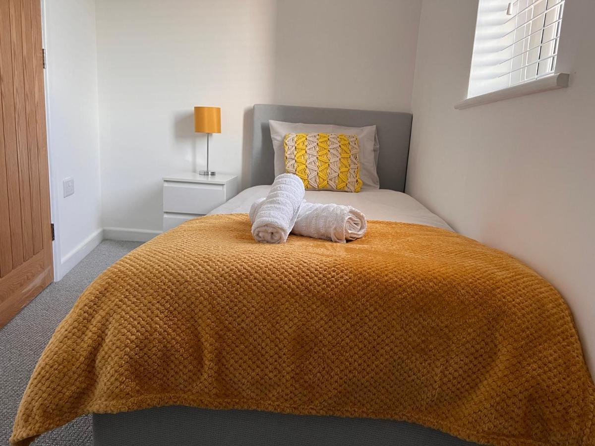 Ferienwohnung Superb Modern Flat In Northampton, Parking &Ev Exterior foto