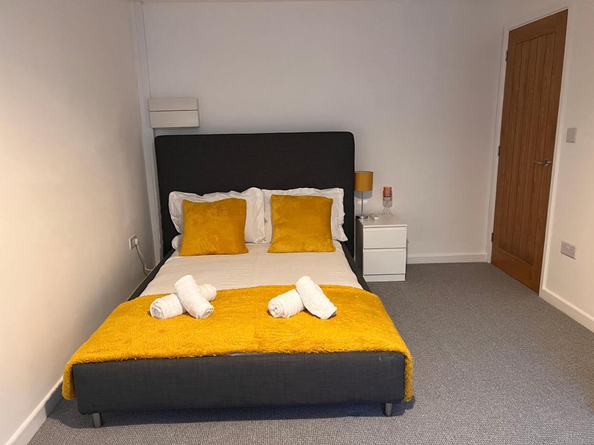Ferienwohnung Superb Modern Flat In Northampton, Parking &Ev Exterior foto
